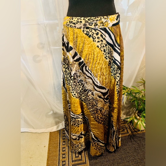 Dresses & Skirts - NWT  Long Flowing Animal Print Skirt
